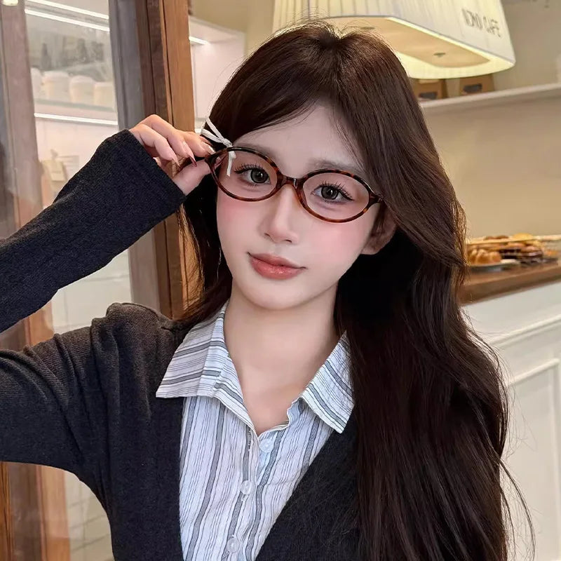 Japanese Y2K Retro Black Oval Frame Glasses for Women