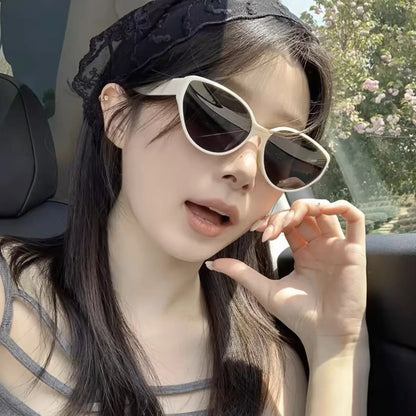 Y2K Vintage Cat Eye Small Frame Sunglasses UV Resistant Eyeglasses for Men Women