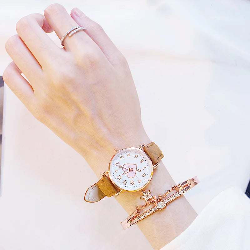 New Cute Heart-shaped Dial Children's Female Watch