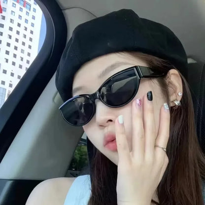 Y2K Vintage Cat Eye Small Frame Sunglasses UV Resistant Eyeglasses for Men Women