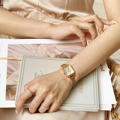 Women Watches Fashion Square Ladies Quartz Watch Magnetic Strap Green Dial Simple Rose Gold Mesh Luxury Women Watches