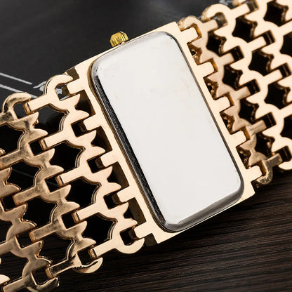 Simple Square Gold Ladies Watch Fashion Classic Alloy Diamond Bracelet Ladies Watch Gold Silver Diamond Scale Dial Quartz Reloje