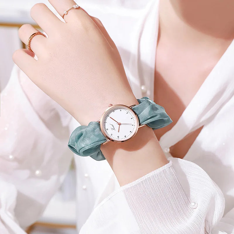 Montre Femme Creative Ribbon Women's Quartz Watches Ladies Color Fabric Belt Wristwatch for Women Stylish Dress Reloj Mujer