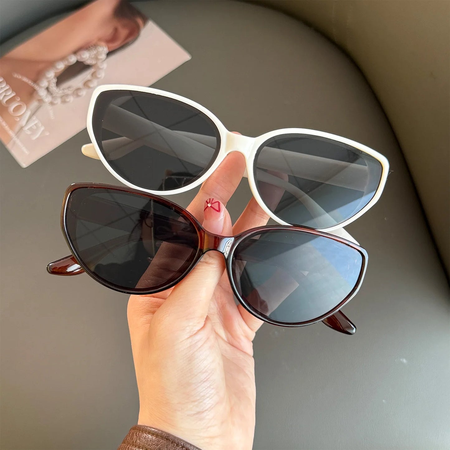 Y2K Vintage Cat Eye Small Frame Sunglasses UV Resistant Eyeglasses for Men Women