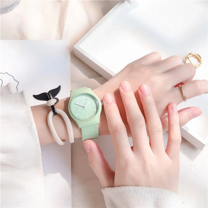 Candy Colors Silicone Strap Quartz Wristwatch Student Watch INS Korean Fashion Trendy Ladies Wristwatch Simple Versatile Clock
