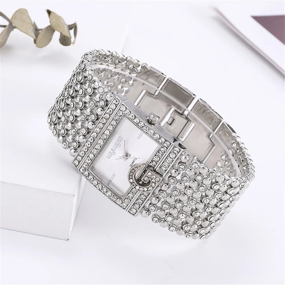Simple Square Gold Ladies Watch Fashion Classic Alloy Diamond Bracelet Ladies Watch Gold Silver Diamond Scale Dial Quartz Reloje