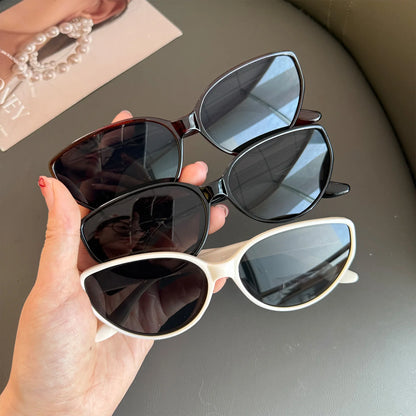 Y2K Vintage Cat Eye Small Frame Sunglasses UV Resistant Eyeglasses for Men Women