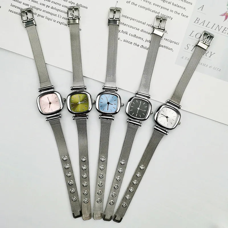 Retro Fashion Ladies Quartz Wrist Watch New Square Watch Women Student Simplified Netbelt Watch Reloj Mujer Relogio Feminino