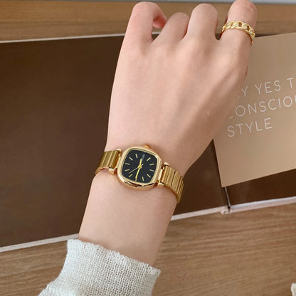 Brand Women Quartz Watch Luxury Gift Ladies Wristwatch