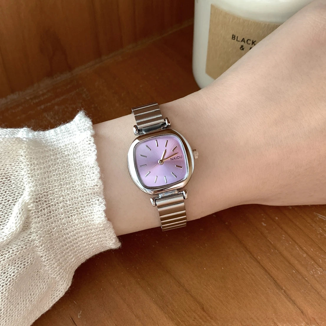 Brand Women Quartz Watch Luxury Gift Ladies Wristwatch