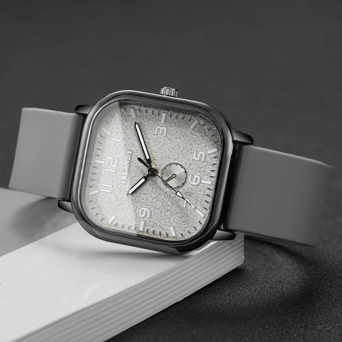 Fashion Square,Mens Women's and Students  Watch（Without Box）