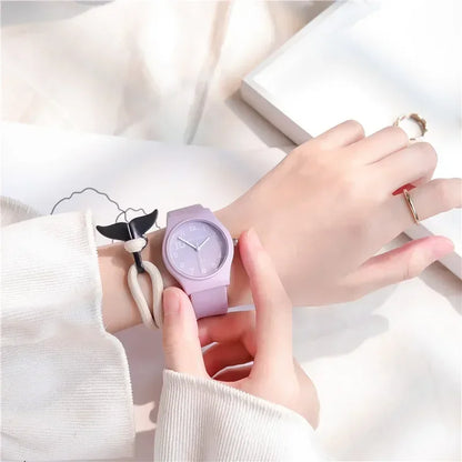 Candy Colors Silicone Strap Quartz Wristwatch Student Watch INS Korean Fashion Trendy Ladies Wristwatch Simple Versatile Clock
