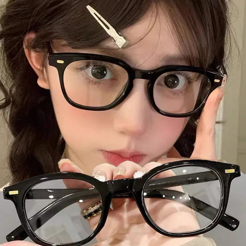 Vintage Rivet Round Frame Glasses Women Black White Leopard Eyewear Trend Brand Reading Computer Y2K Anti Blue Light Eyeglasses